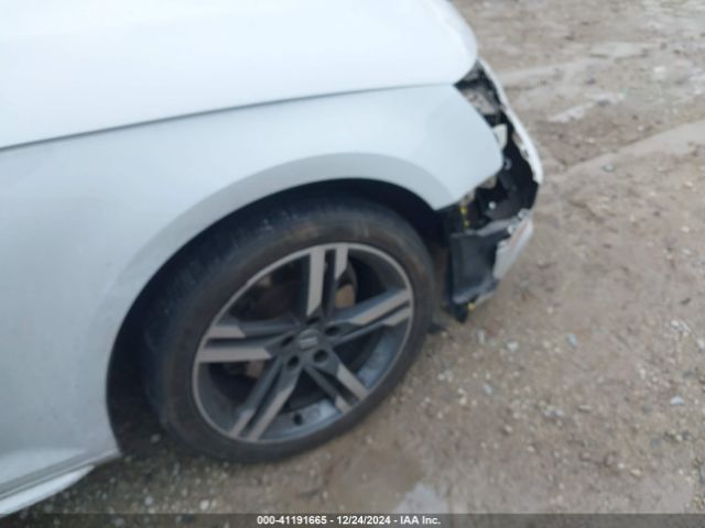 WAULMAF49JA113858 Audi A4