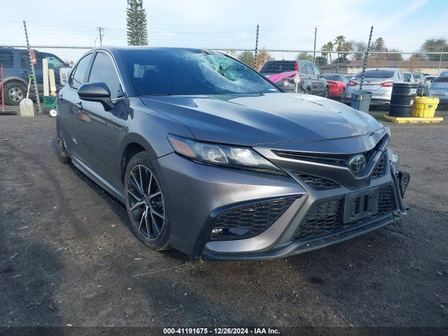 Toyota CAMRY SE 2021 4T1G11AK2MU445352 Image 1