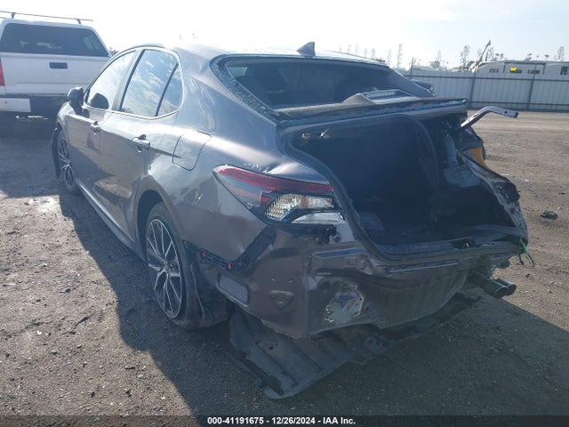 Toyota CAMRY SE 2021 4T1G11AK2MU445352 Image 3