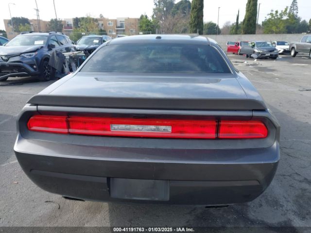 2C3CDYAG5EH204005 Dodge Challenger Sxt