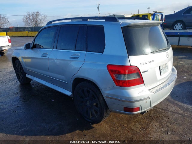 2010 MERCEDES-BENZ GLK-CLASS WDCGG5GB0AF356472 Photo 2