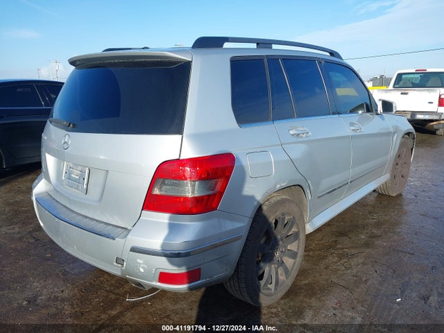 2010 MERCEDES-BENZ GLK-CLASS WDCGG5GB0AF356472 Photo 3