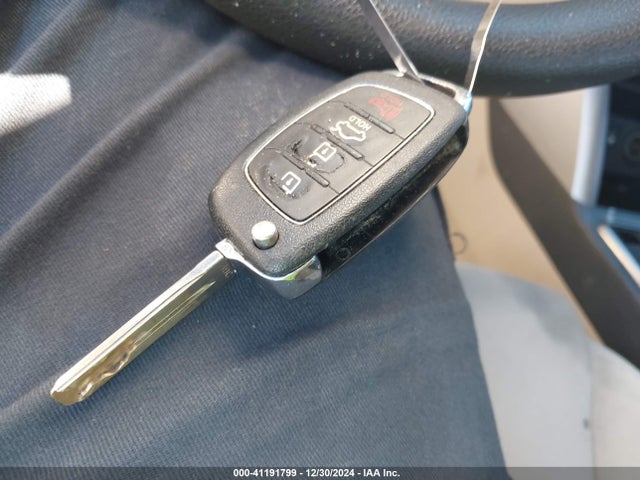 5NPE24AF6FH173513 Hyundai SONATA SE