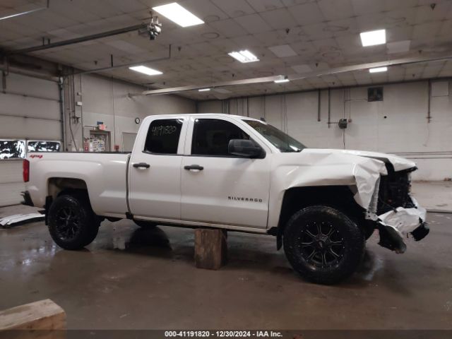 1GCVKPEC6JZ265403 Chevrolet Silverado 1500 Custom