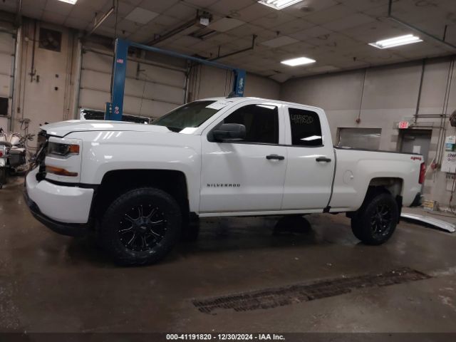 1GCVKPEC6JZ265403 Chevrolet Silverado 1500 Custom