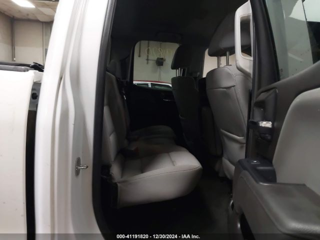 1GCVKPEC6JZ265403 Chevrolet Silverado 1500 Custom