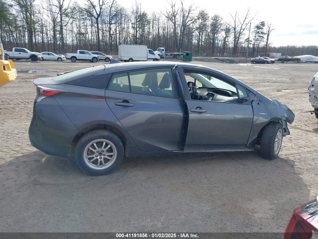 Toyota Prius Two 2016 JTDKBRFU8G3004985 Image 13