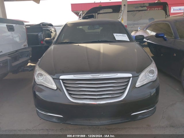 Chrysler 200 LX 2014 1C3CCBAG0EN101372 Image 6