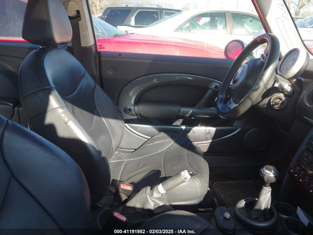2003 MINI COOPER S WMWRE334X3TD66009 Photo 4
