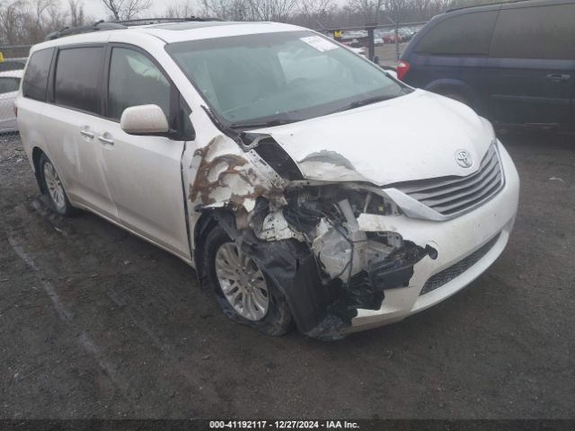 5TDYK3DC8FS537028 Toyota Sienna Xle/limited