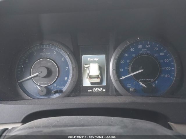 5TDYK3DC8FS537028 Toyota Sienna Xle/limited