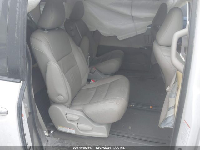 5TDYK3DC8FS537028 Toyota Sienna Xle/limited