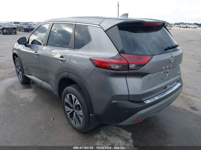 JN8BT3BA9NW043137 Nissan Rogue Sv Fwd