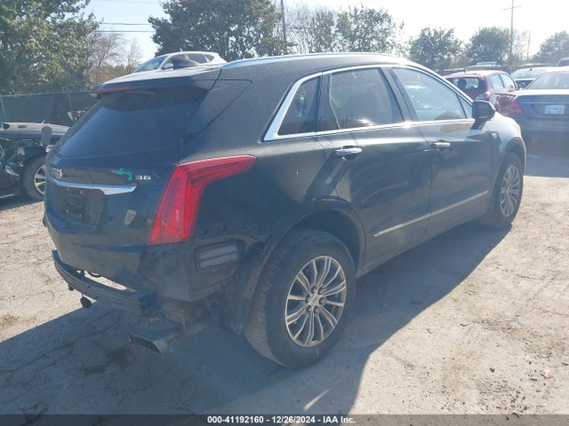 2017 CADILLAC XT5 1GYKNBRS3HZ314320 Photo 3