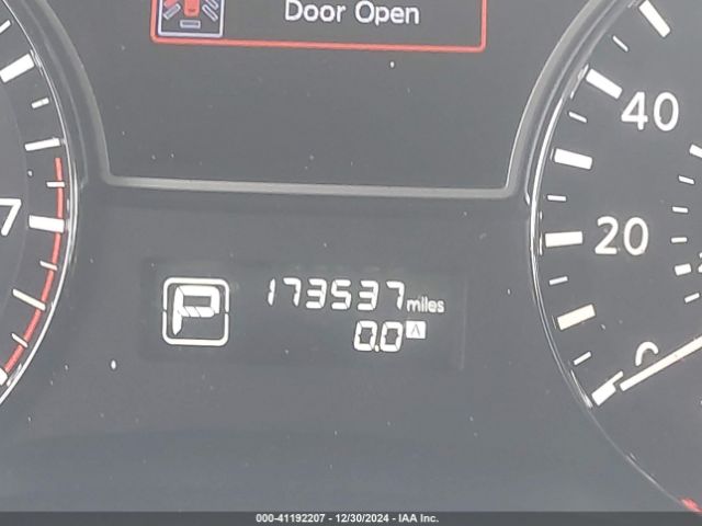 5N1AR2MN4FC684999 Nissan Pathfinder Platinum/s/sl/sv