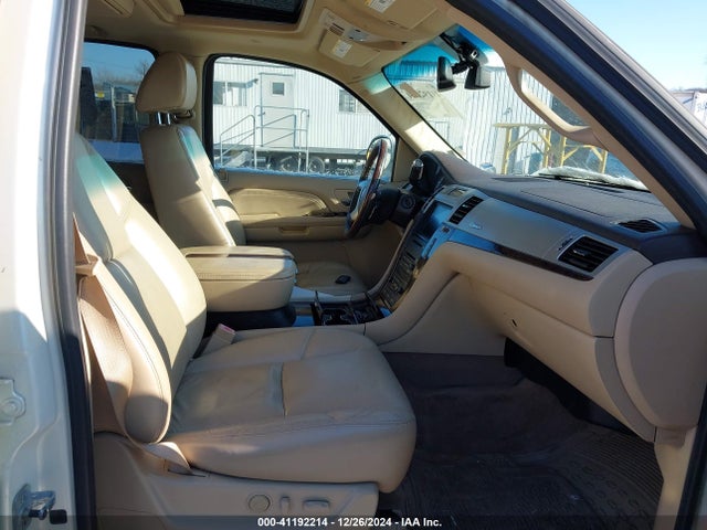 2009 CADILLAC ESCALADE HYBRID 1GYFK33599R100257 Photo 4