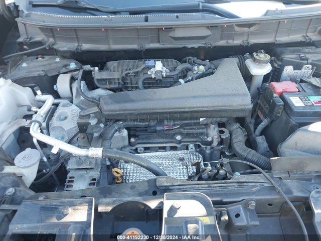 KNMAT2MV2KP505805 Nissan ROGUE SV