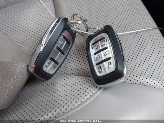 2C4RC3GGXMR553835 Chrysler Pacifica Limited Awd