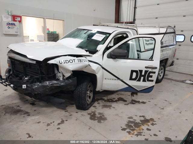 1GCNKNEC5JZ127081 Chevrolet Silverado 1500 Wt