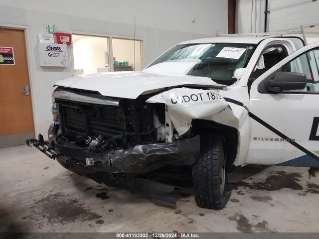 1GCNKNEC5JZ127081 Chevrolet Silverado 1500 Wt