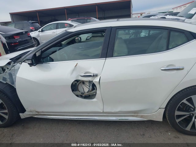 Продаж на аукціоні авто 2018 Nissan Maxima 3.5 Platinum, vin: 1N4AA6AP6JC402207, номер лоту: 41192313
