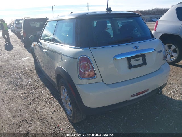2013 MINI HARDTOP WMWSU3C57DT547774 Photo 2