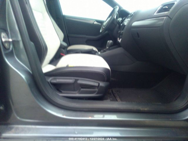 3VWD17AJ4GM411579 Volkswagen Jetta 1.8t Sport