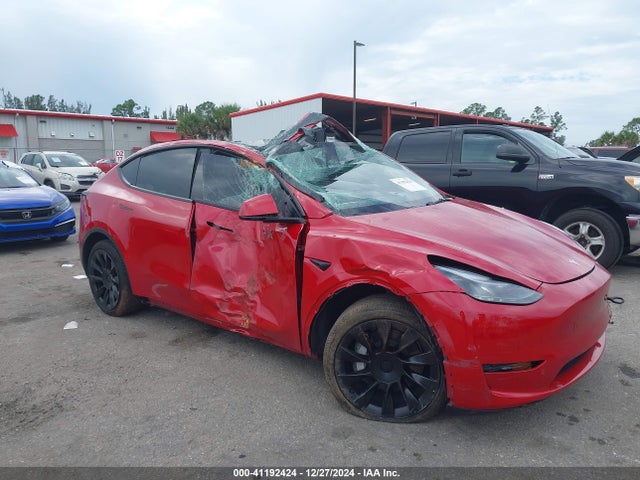 2023 TESLA MODEL Y 7SAYGDEE8PF830492 Photo 5