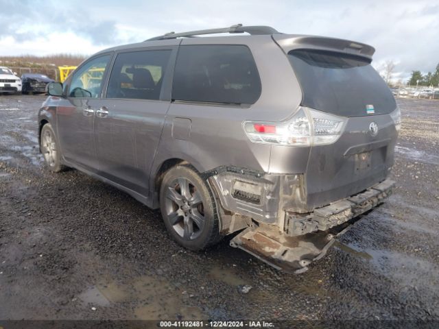 5TDXK3DC2FS540681 Toyota Sienna Se 8 Passenger