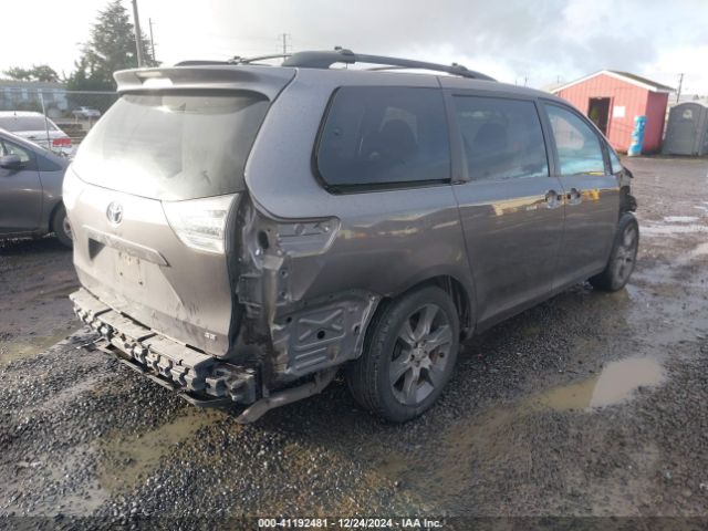 5TDXK3DC2FS540681 Toyota Sienna Se 8 Passenger