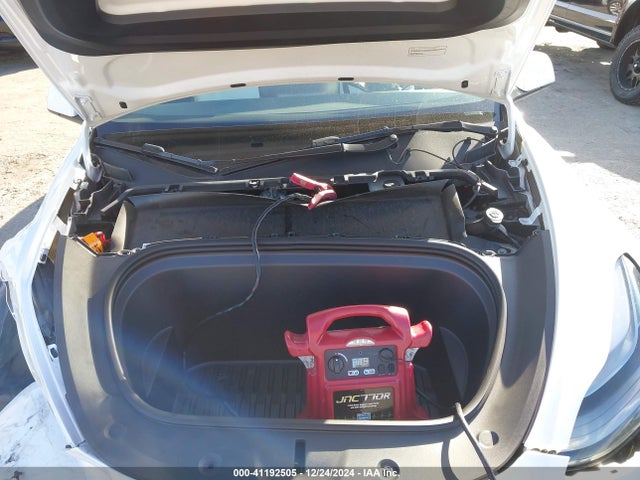 2022 TESLA MODEL Y 7SAYGDEE1NF563046 Photo 9