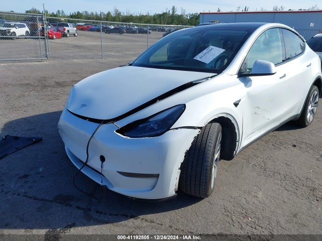 2022 TESLA MODEL Y 7SAYGDEE1NF563046 Photo 5