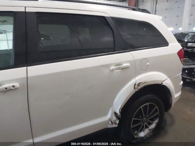 3C4PDCAB6JT209235 Dodge JOURNEY SE