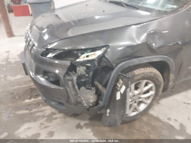 Jeep Cherokee Latitude 2014 1C4PJMCS3EW260946 Image 6