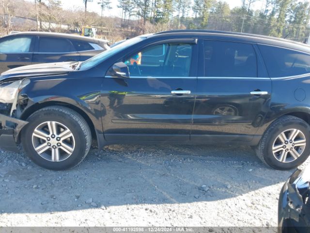 1GNKRHKD3FJ201026 Chevrolet Traverse 2lt