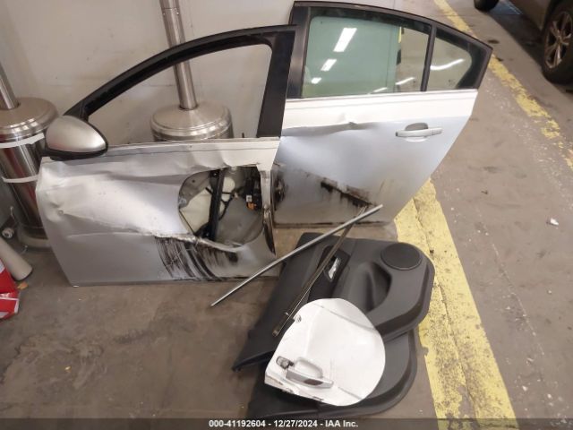 1G1PE5SB5E7395604 Chevrolet Cruze 2lt Auto