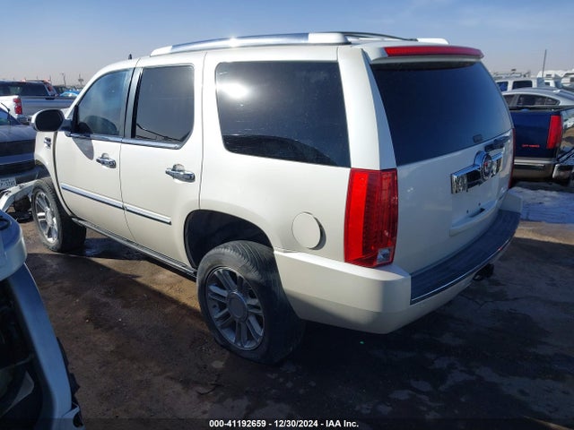 2008 CADILLAC ESCALADE 1GYEC63868R231682 Photo 2