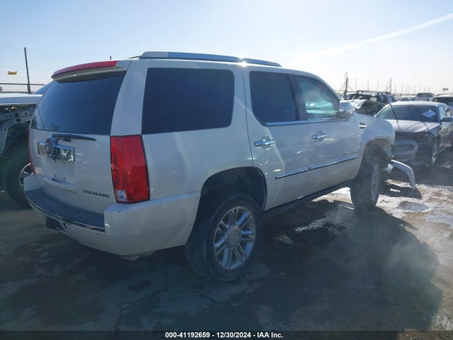 2008 CADILLAC ESCALADE 1GYEC63868R231682 Photo 3