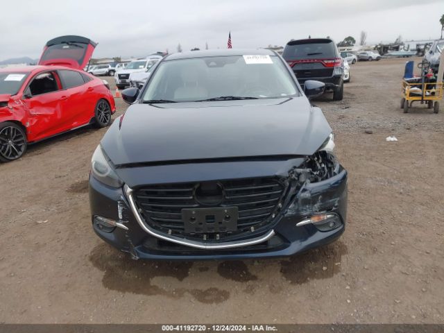 3MZBN1W30JM187804 Mazda Mazda3 Grand Touring
