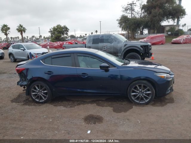 3MZBN1W30JM187804 Mazda Mazda3 Grand Touring