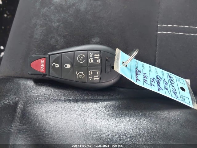2C4RC1JG6FR714987 Chrysler Town & Country Limited