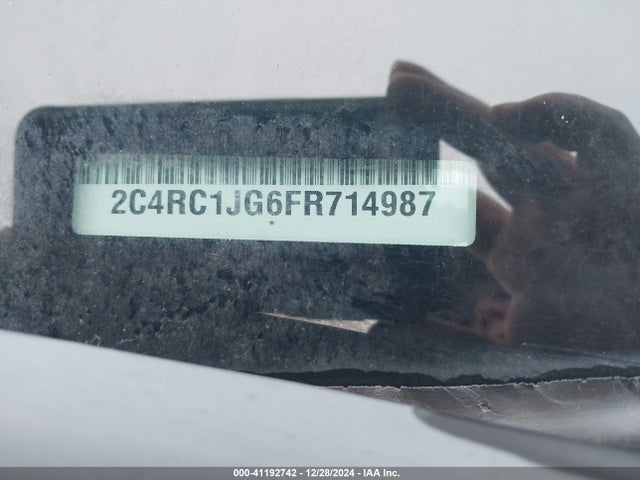 2C4RC1JG6FR714987 Chrysler Town & Country Limited