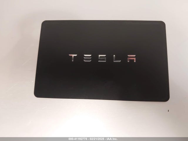 2024 TESLA MODEL Y 7SAYGDED1RF042230 Photo 10