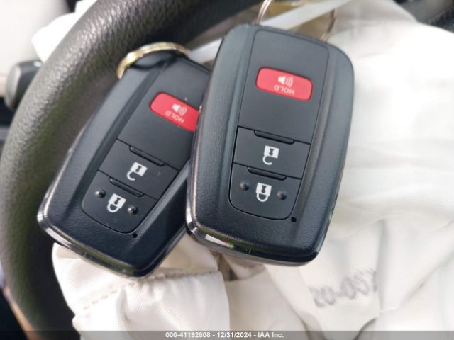 2T3P1RFV1MC239482 Toyota Rav4 Xle
