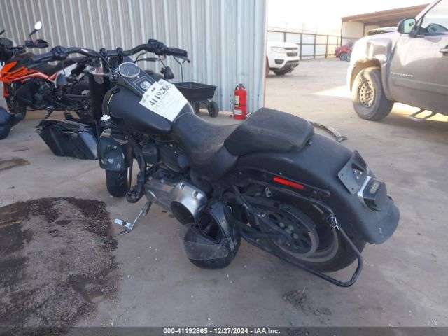 2010 HARLEY-DAVIDSON FLSTFB 1HD1JN514AB011149 Photo 2