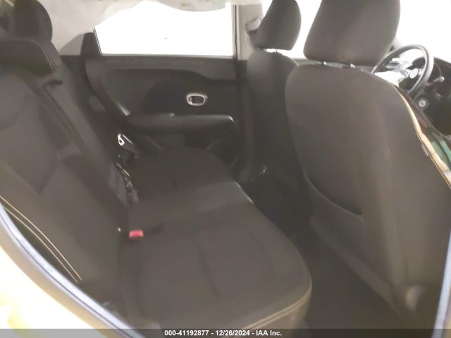 KIA SOUL + 2014 KNDJP3A58E7081761 Image 8