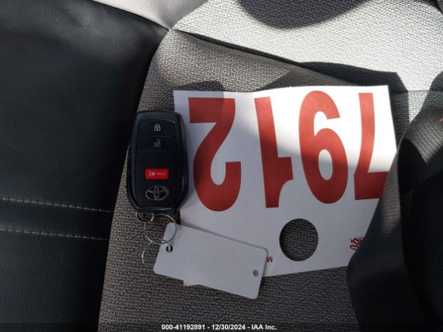 JTNC4MBE0R3218061 Toyota Corolla Xse