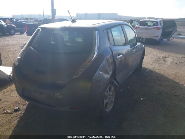 1N4AZ0CP3EC338541 Nissan LEAF SV
