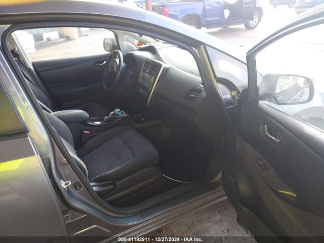 1N4AZ0CP3EC338541 Nissan LEAF SV