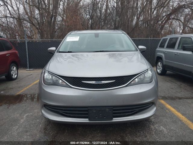 2C4RC1DG1HR552085 Chrysler Pacifica Touring